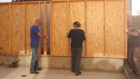 Vignette de l'article : Montage du demi-mur M2 