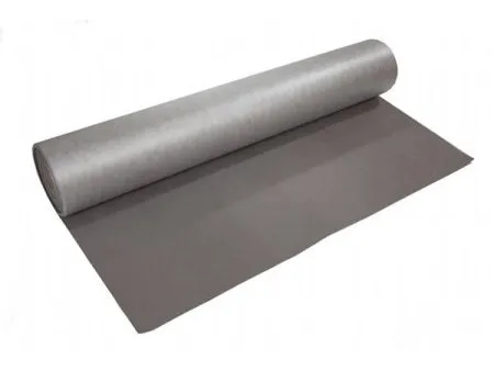 La pose du pare-pluie souple